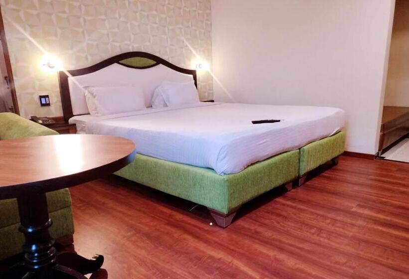 Fotos del hotel Oyo 9210 Hotel Blak & Wite:  9