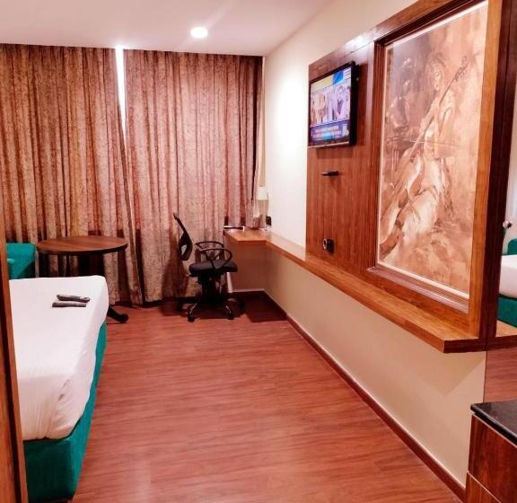 Fotos del hotel Oyo 9210 Hotel Blak & Wite:  13