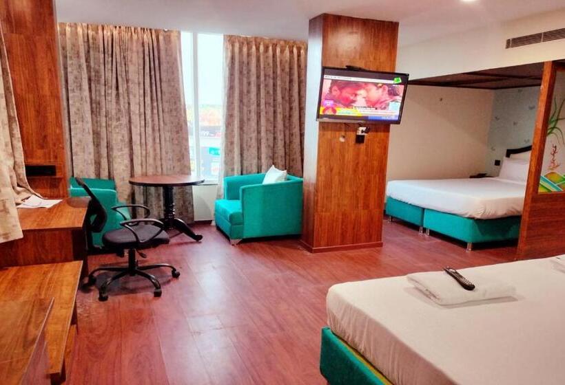 Fotos del hotel Oyo 9210 Hotel Blak & Wite:  14