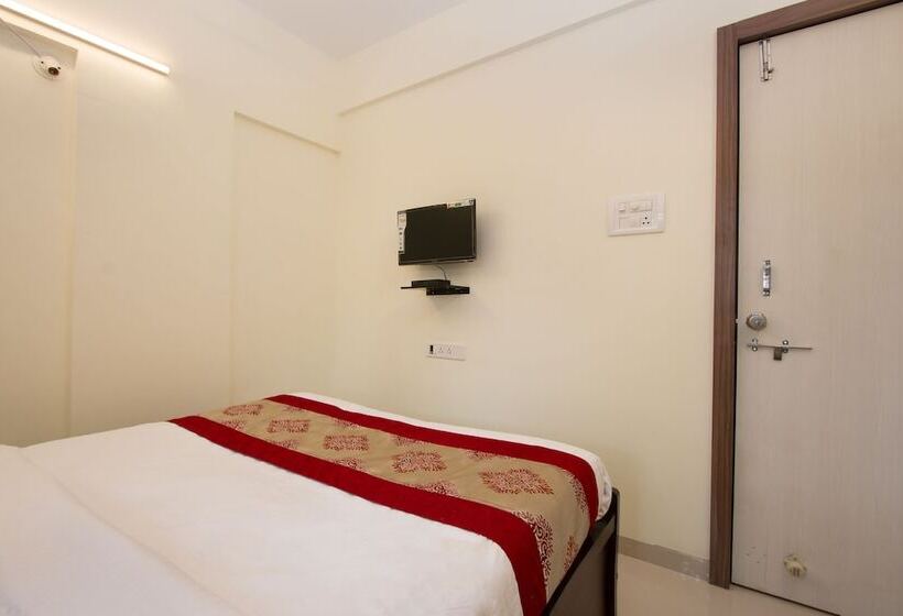 Fotos del hotel Oyo 9052 Leisurely Abode:  9