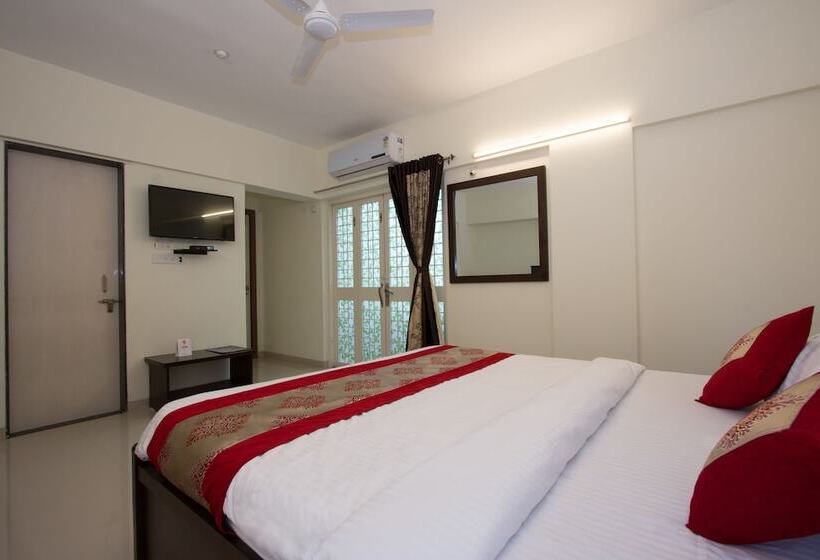 Fotos del hotel Oyo 9052 Leisurely Abode:  25