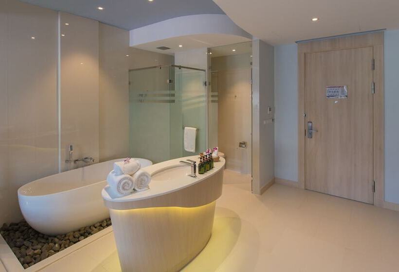 Fotos del hotel Beyond Patong  Sha Extra Plus:  19