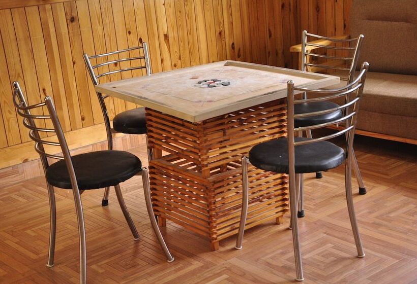 Fotos del hotel Kings Land:  5