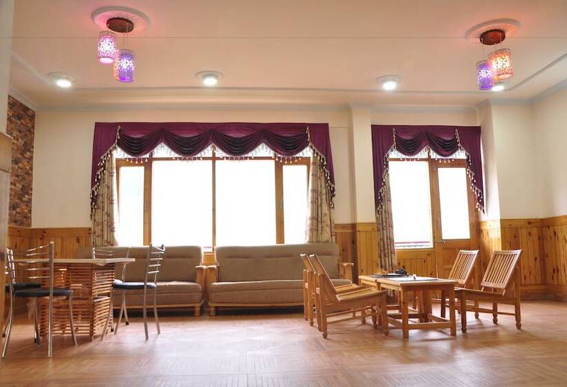 Fotos del hotel Kings Land:  3