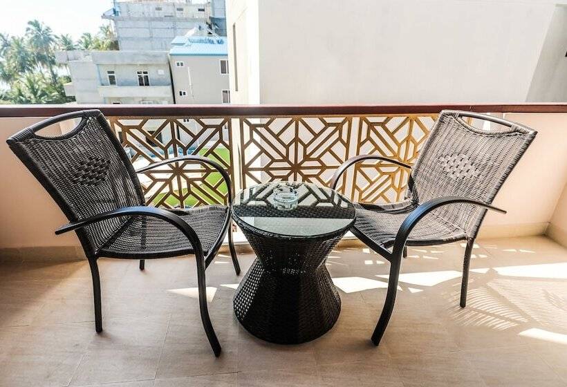 Fotos del hotel Triton Beach Hotel & Spa:  2