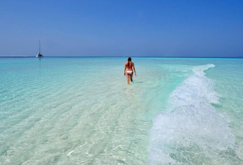 Fotos del hotel Triton Beach Hotel & Spa:  3