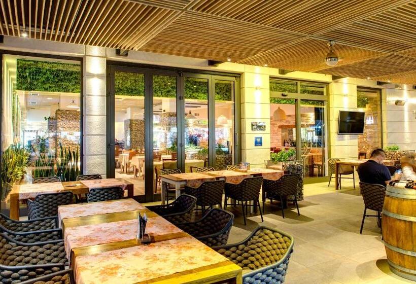 Fotos del hotel Villa Regina:  25