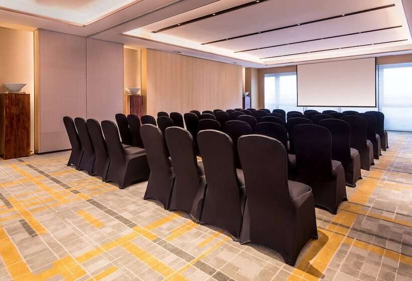 Fotos del hotel Courtyard By Marriott Shanghai Hongqiao:  7