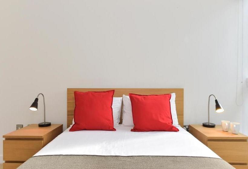 Fotos del hotel Borough Apartments:  5