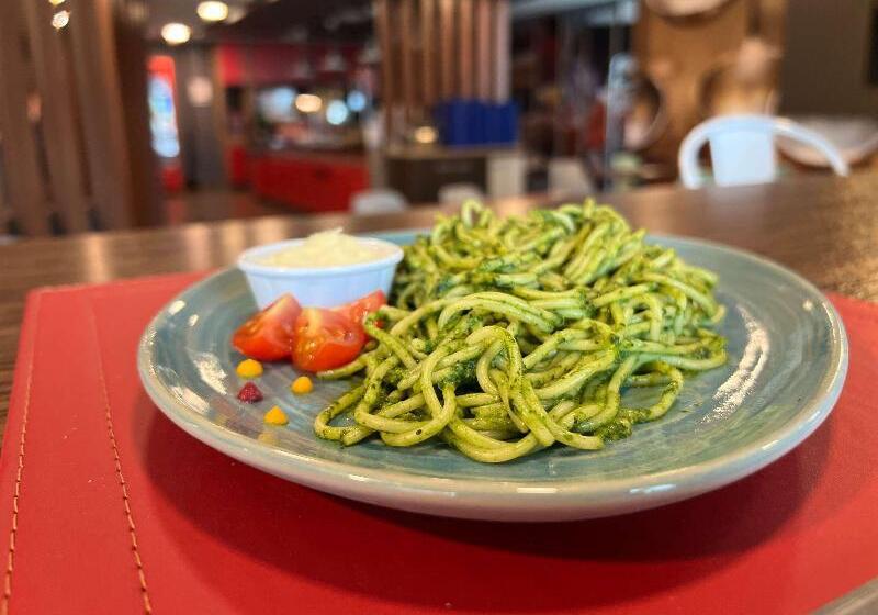 Fotos del hotel Ibis Puerto Montt:  4