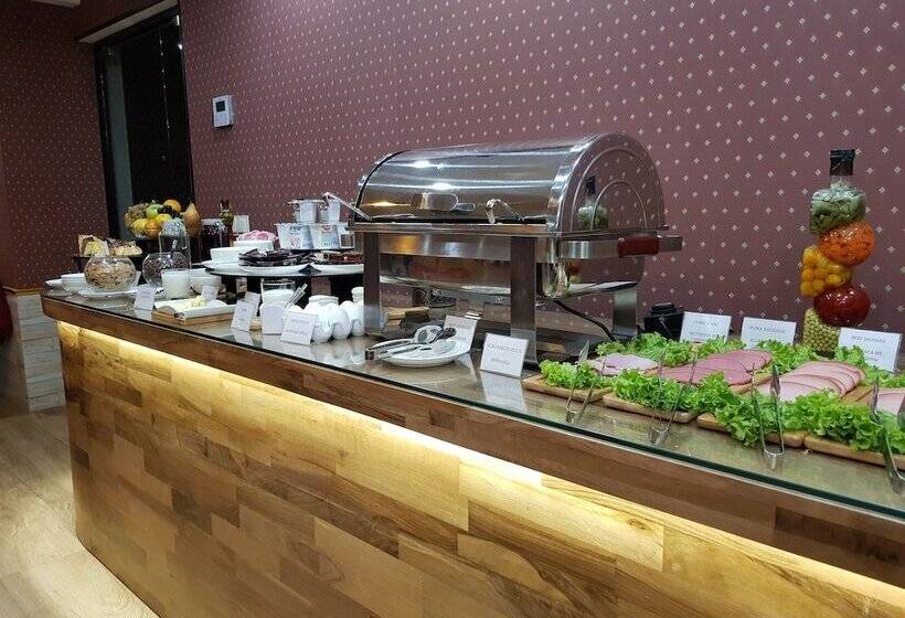 Fotos del hotel Redline:  4