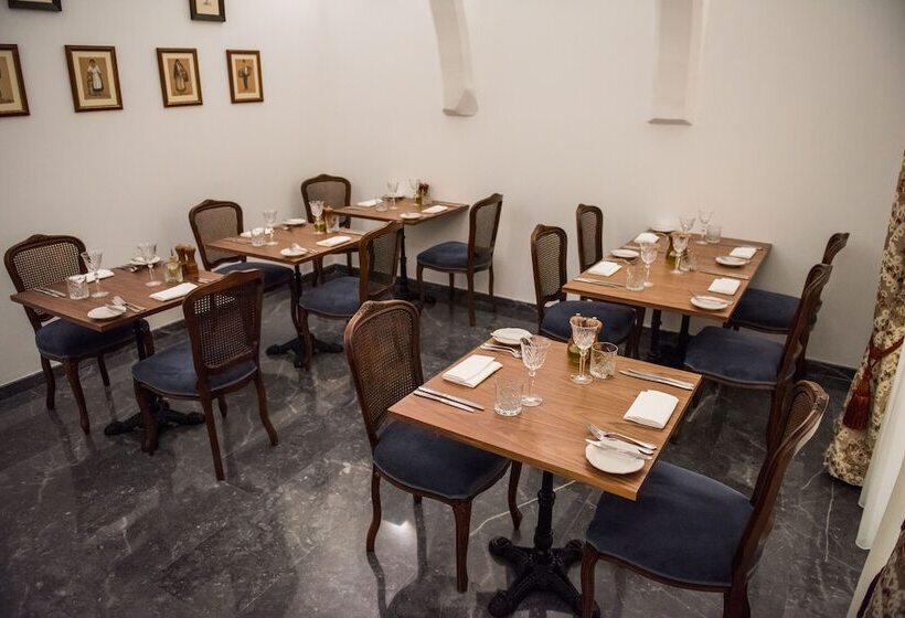 Fotos del hotel Palais Le Brun:  5