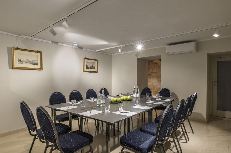 Fotos del hotel Palais Le Brun:  7