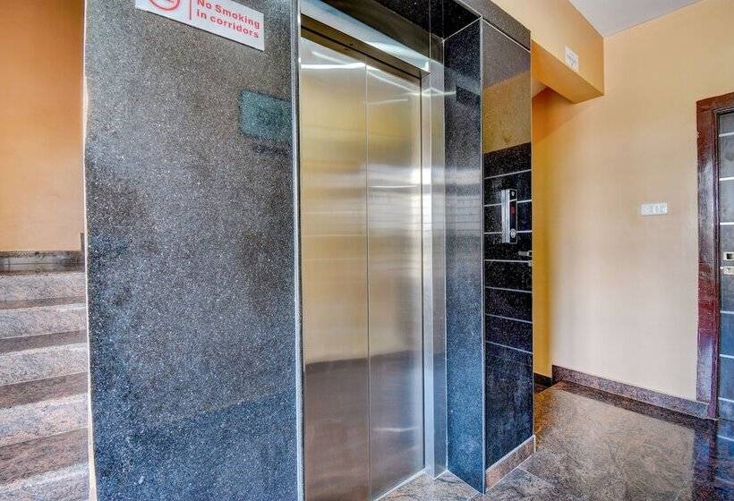 Fotos del hotel Fab Rotano Suites Yelahanka:  4