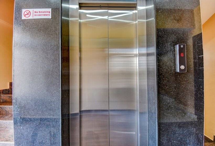 Fotos del hotel Fab Rotano Suites Yelahanka:  7