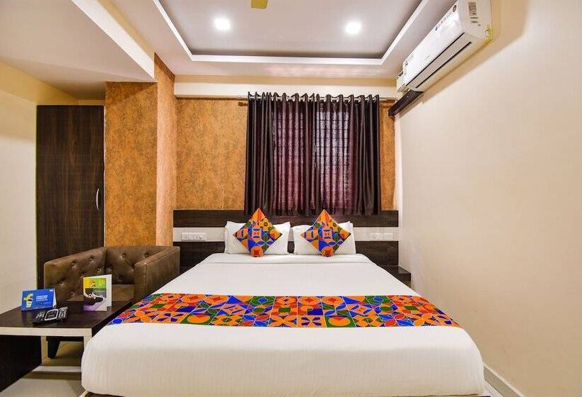 Fotos del hotel Fab Rotano Suites Yelahanka:  19