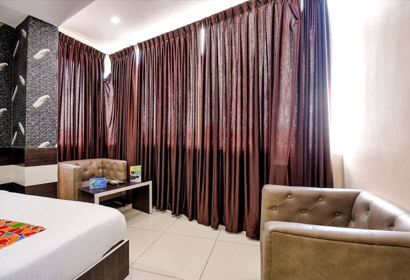 Fotos del hotel Fab Rotano Suites Yelahanka:  15