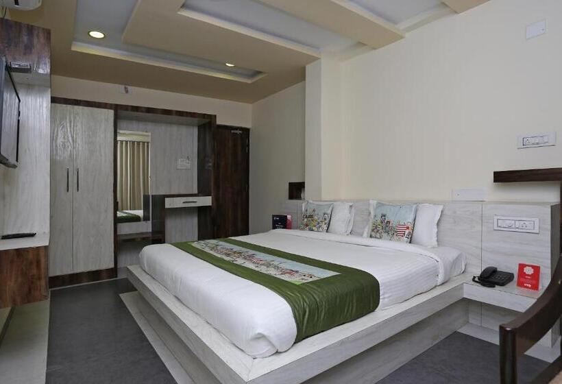 Fotos del hotel Collection O 9204  Anant Palace:  5