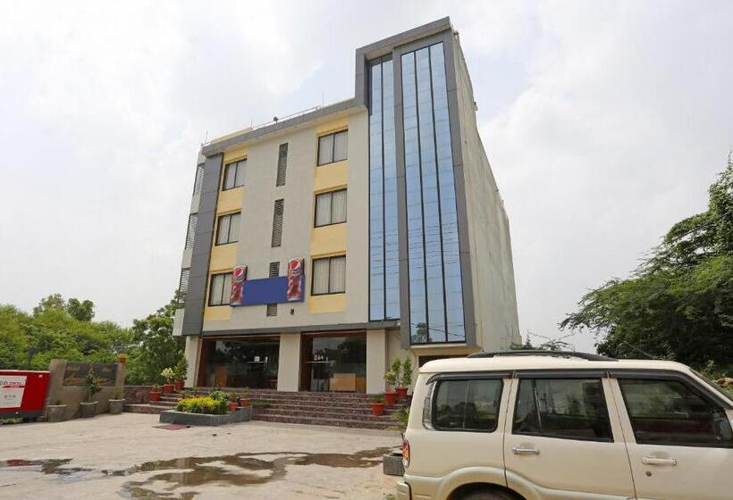 Fotos del hotel Collection O 9204  Anant Palace:  11