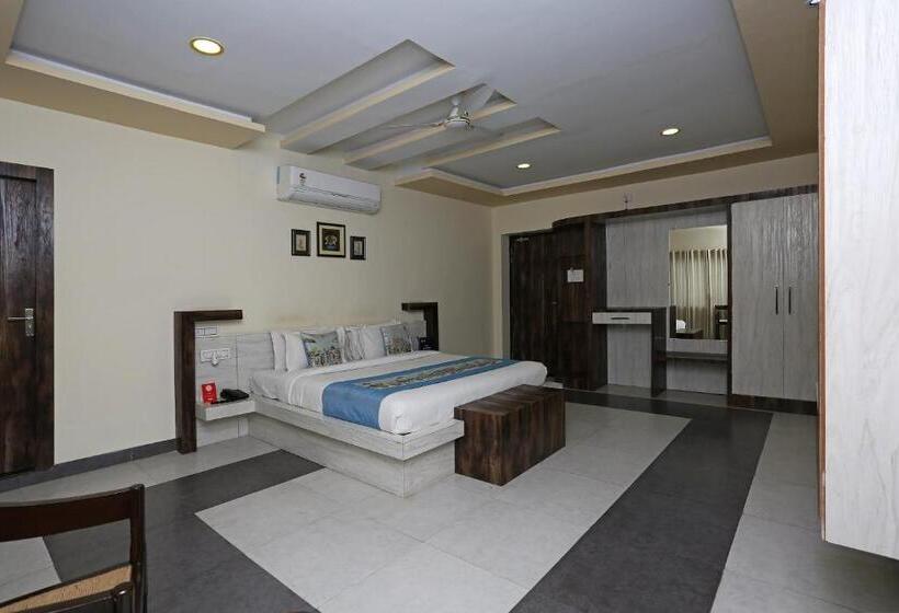 Fotos del hotel Collection O 9204  Anant Palace:  21