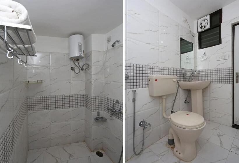 Fotos del hotel Collection O 9204  Anant Palace:  3