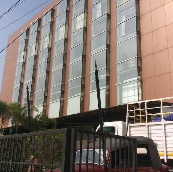 Fotos del hotel Mint Otm:  14