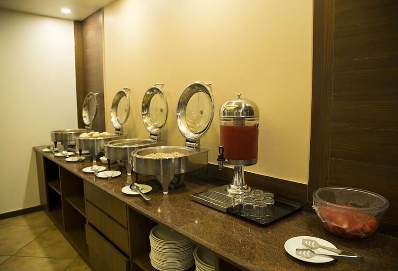 Fotos del hotel Mint Otm:  15