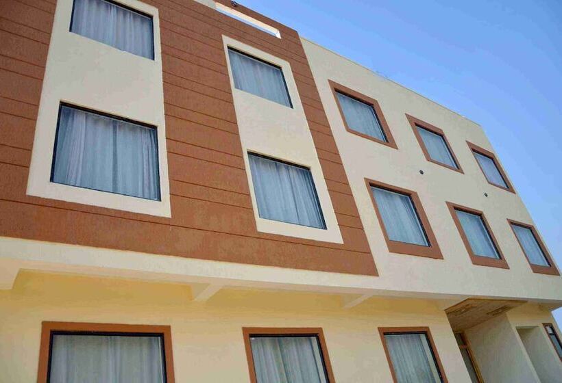 Fotos del hotel The Grand Kukas:  6