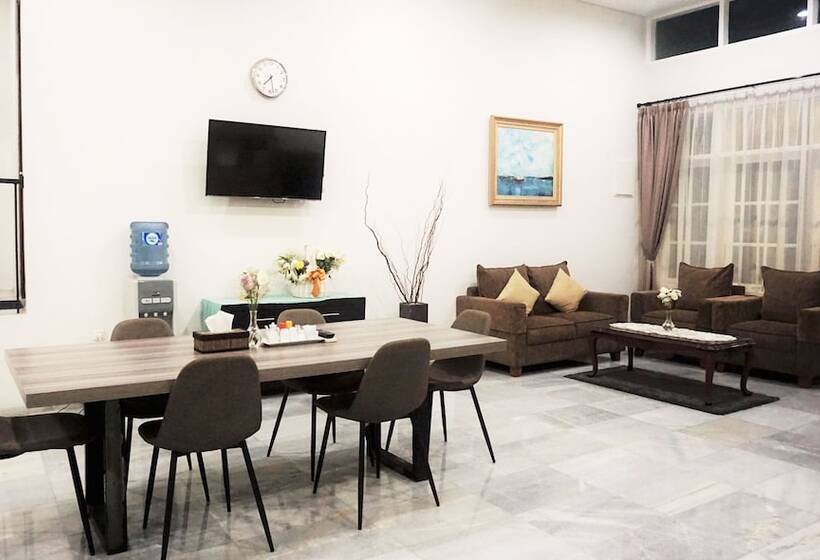 Fotos del hotel Urooms Senopati:  10