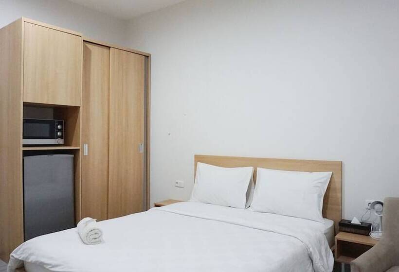 Fotos del hotel Urooms Senopati:  2