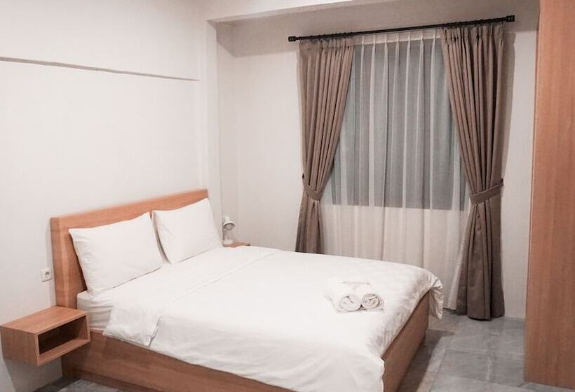 Fotos del hotel Urooms Senopati:  4