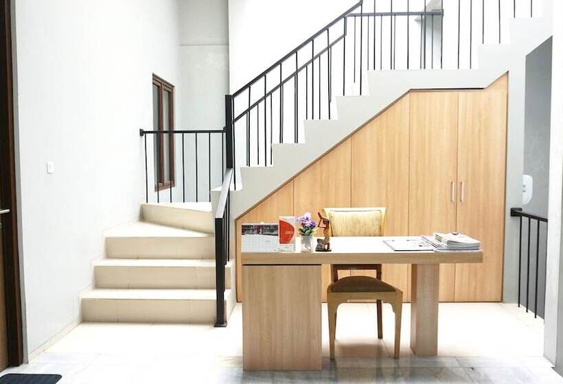 Fotos del hotel Urooms Senopati:  13