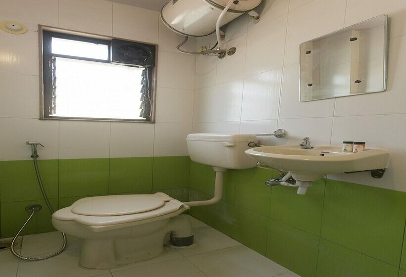 Fotos del hotel Oyo 10244 Hotel Krishna Inn:  12