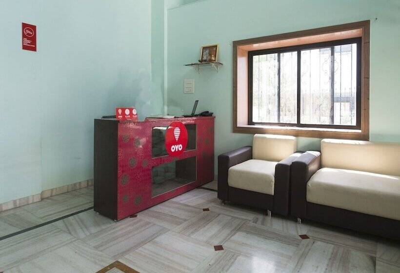 Fotos del hotel Oyo 10244 Hotel Krishna Inn:  11