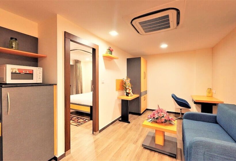 37th Crescent Boutique Suites