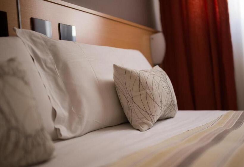 Fotos del hotel Hostal Don Julio:  23