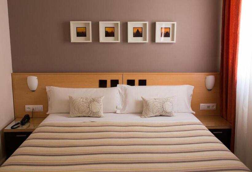 Fotos del hotel Hostal Don Julio:  16