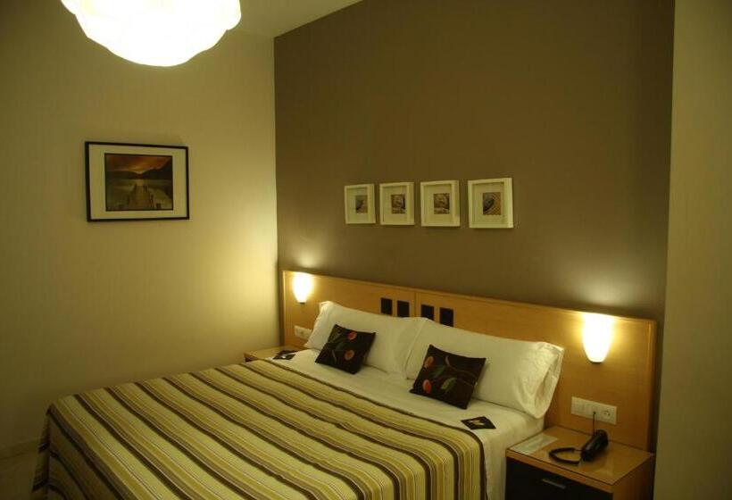 Fotos del hotel Hostal Don Julio:  15