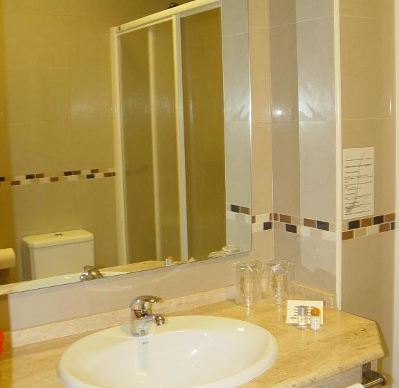 Fotos del hotel Hostal Don Julio:  6