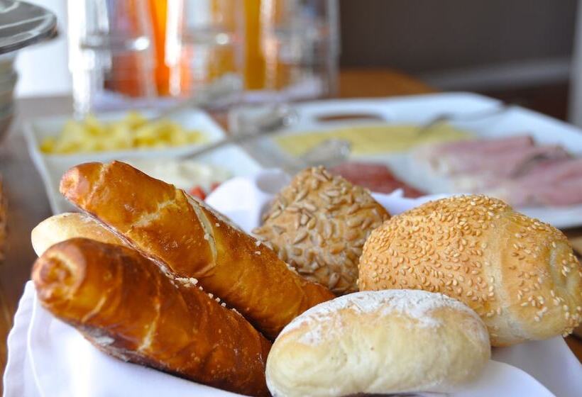 Fotos del hotel Alphabed:  17