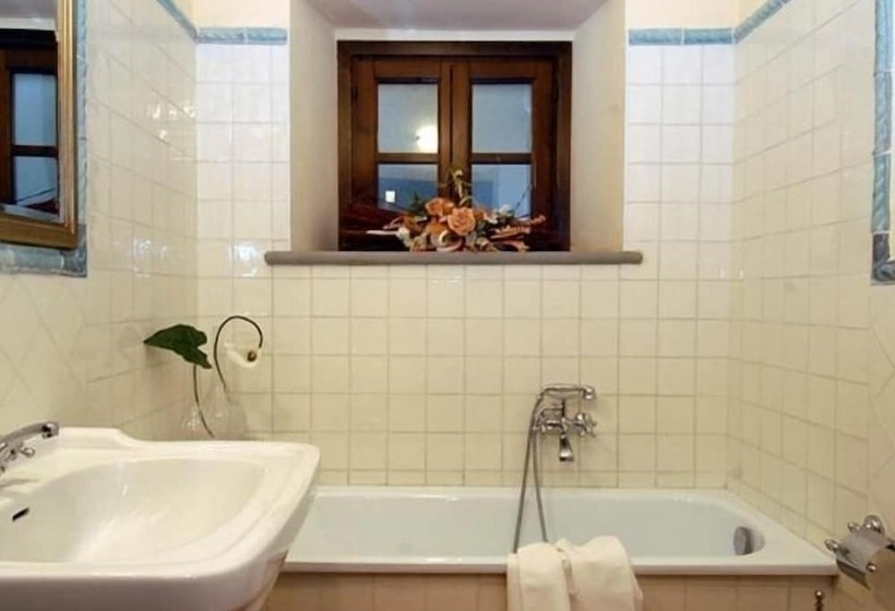 Fotos del hotel Le Vecchie Cantine:  8