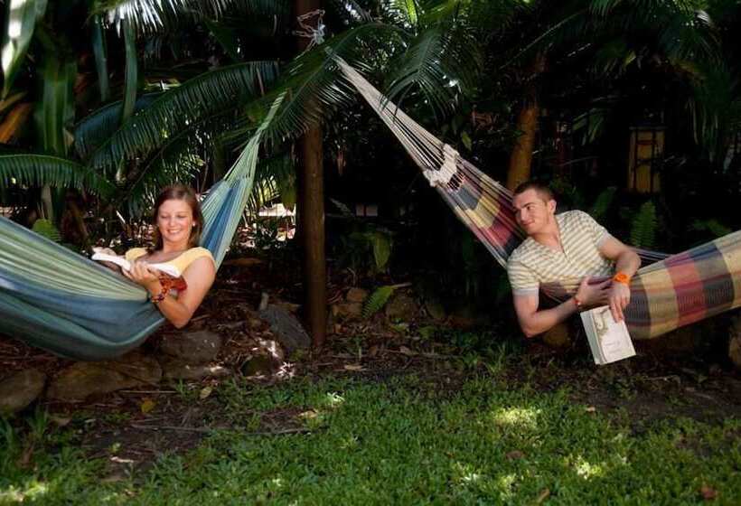 Fotos del hotel Dougies Backpackers Resort:  6