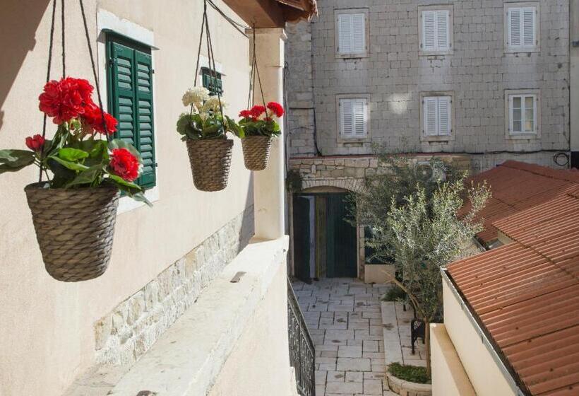 Fotos del hotel Aspalathos Residence:  16