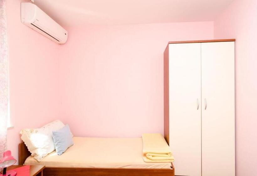 Fotos del hotel Guest House ?uk:  15