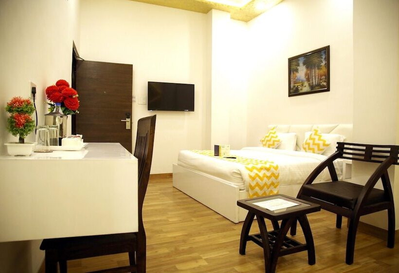 Fotos del hotel Sallow Royal Suites:  12