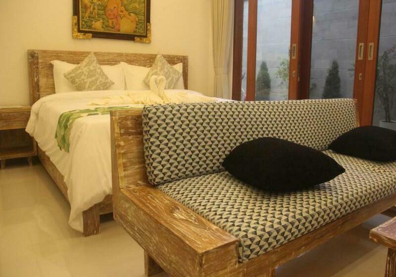 Green Studio Apartment