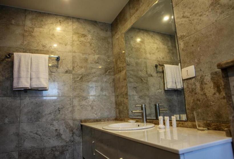 Fotos del hotel Almond Hotel Apartments:  16