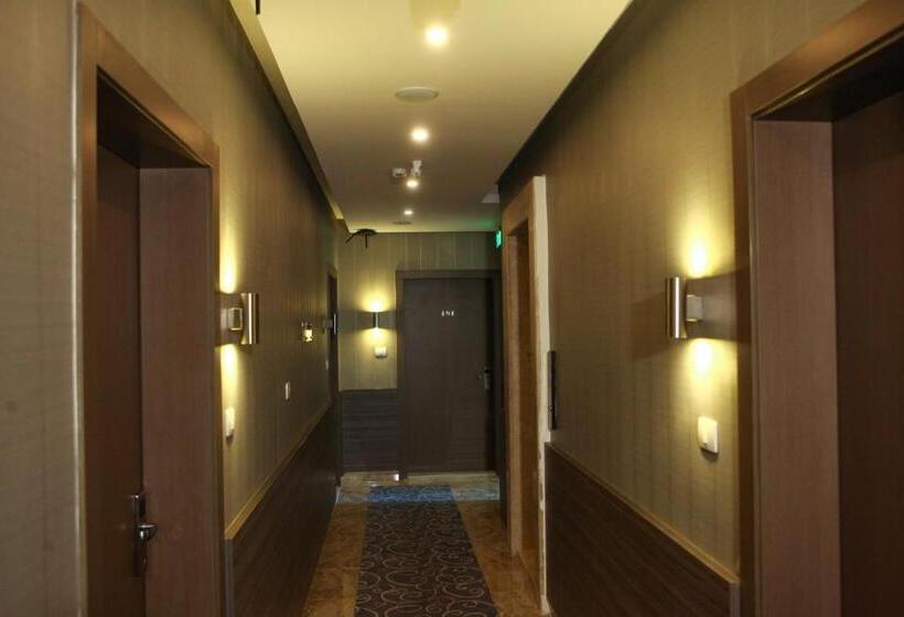 Fotos del hotel Almond Hotel Apartments:  14