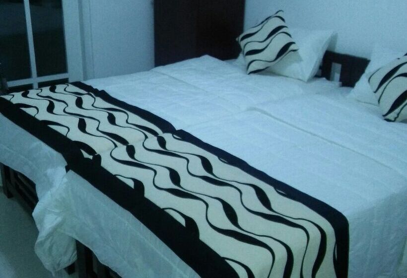 Fotos del hotel The Raspberry Cottage:  7