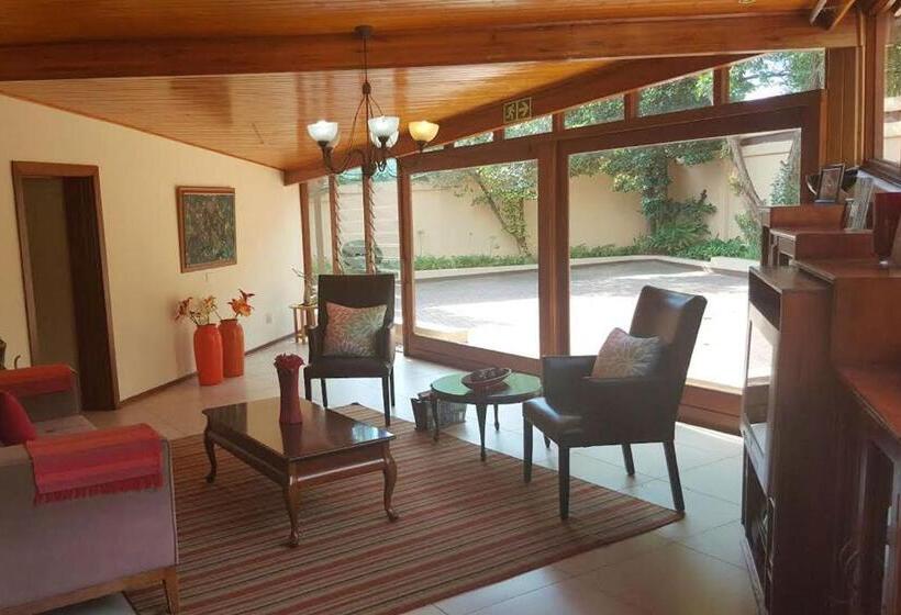 Fotos del hotel Somona Guest House:  11